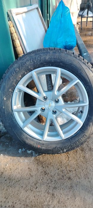 Продаётся диски и балоны R16