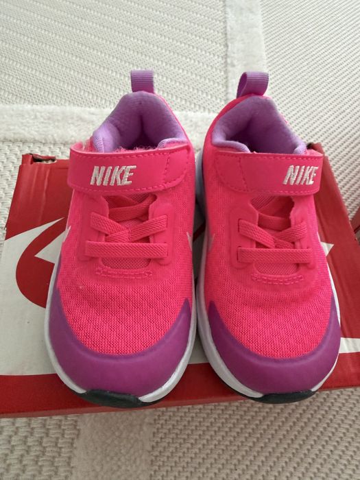 Детски маратонки Nike в розов цвят
