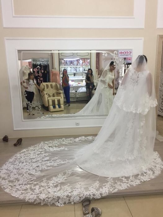 Продаю шикарное свадебное платье