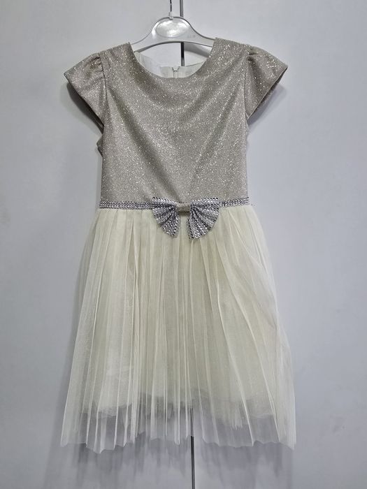 Платье на девочку