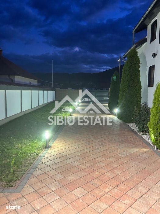 Casa Spectaculoasa Semipasiva cu teren de 1.000 mp.de vanzare in Orlat