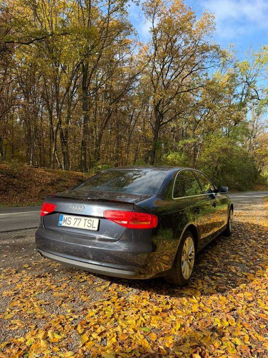 AUDI A4 0 — imagine 4