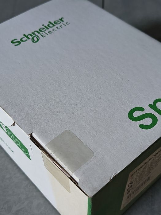 Schneider Electric SpaceLogic KNX MTN6705-0008 + MTN6805-0008