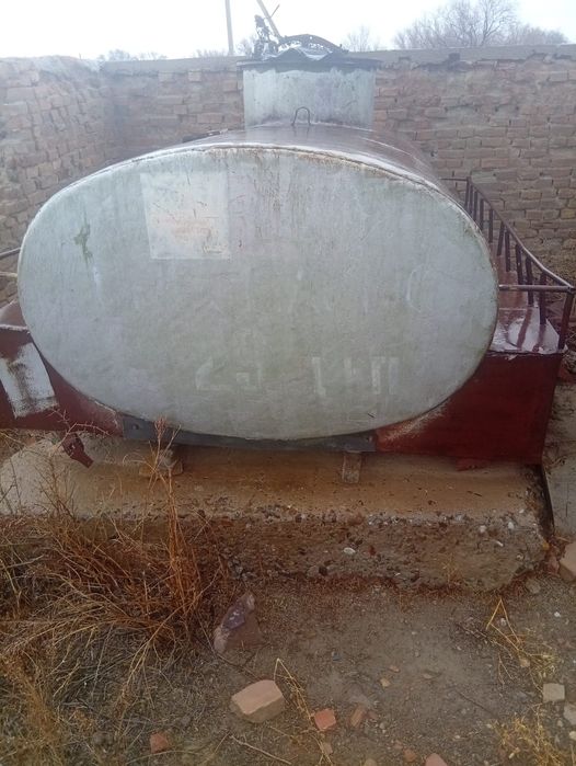 Продам ёмкость 5 тонн