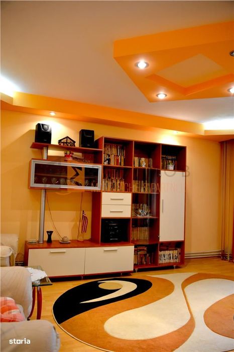 Apartament 3 camere cf 1 decomandat zona 1 Decembrie 1918