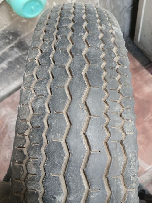 Шина Чайка газ13 и газ  14 новый. ЗИЛ 111