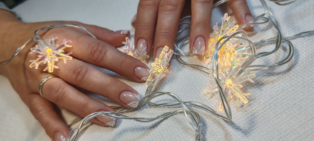 Маникюр, Педикюр, наращивание ногтей