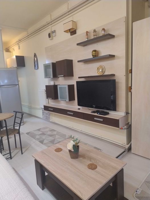 Apartament/ Studio de închiriat