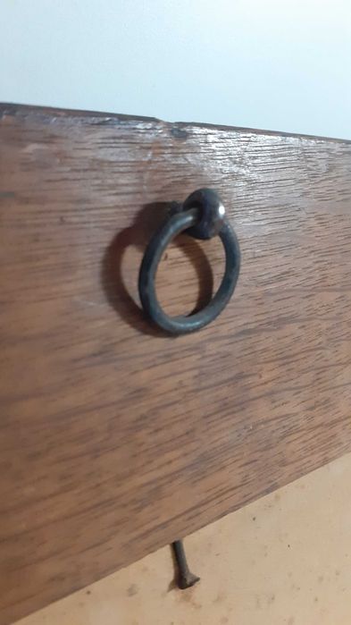 Tablou vechi, rama lemn masiv, cantareste aprox 10 kg.