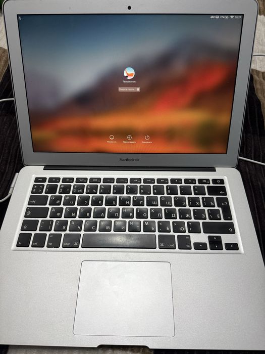Продам MacBook Air 13” Mid 2011