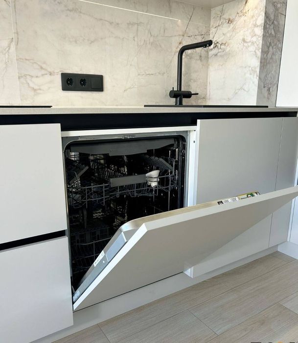 Кухни  на  заказ.