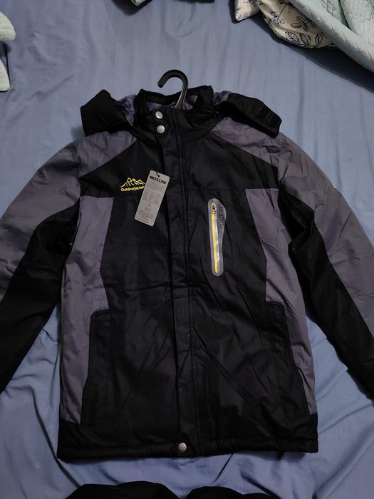 Куртка зимняя черная