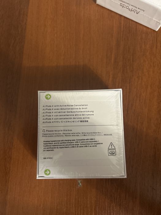 Airpods 4 Active Noise Cancellation