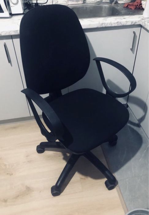 Кресло офисное/компютерное