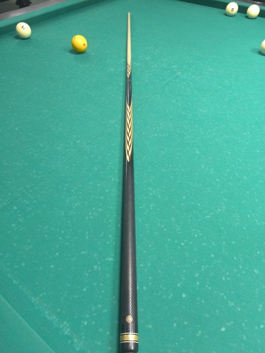 Кий бильярдный продам