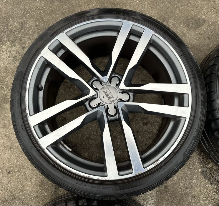 Jante / Roti Audi TT, TTS 8S : 245 35 19, 8S0601025F, ET 52, 9J