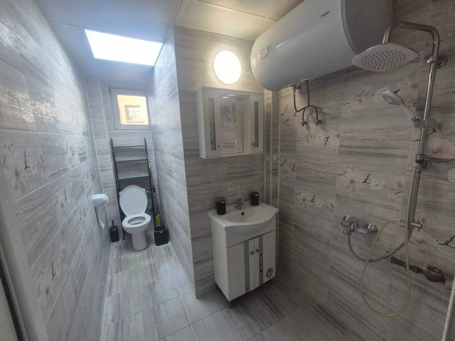 Продава се Тристаен апартамент в Плевен, Сторгозия - 76 кв.м за 889 €/кв.м - Снимка #7