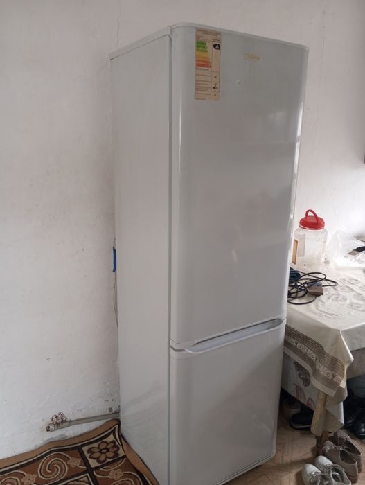 продам холодильник