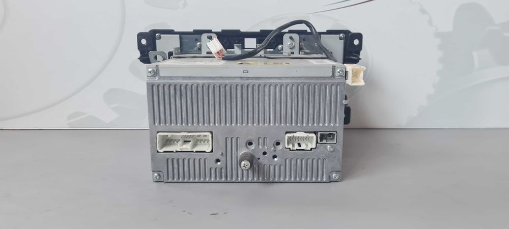 Музика Mazda CX-7 2008г.