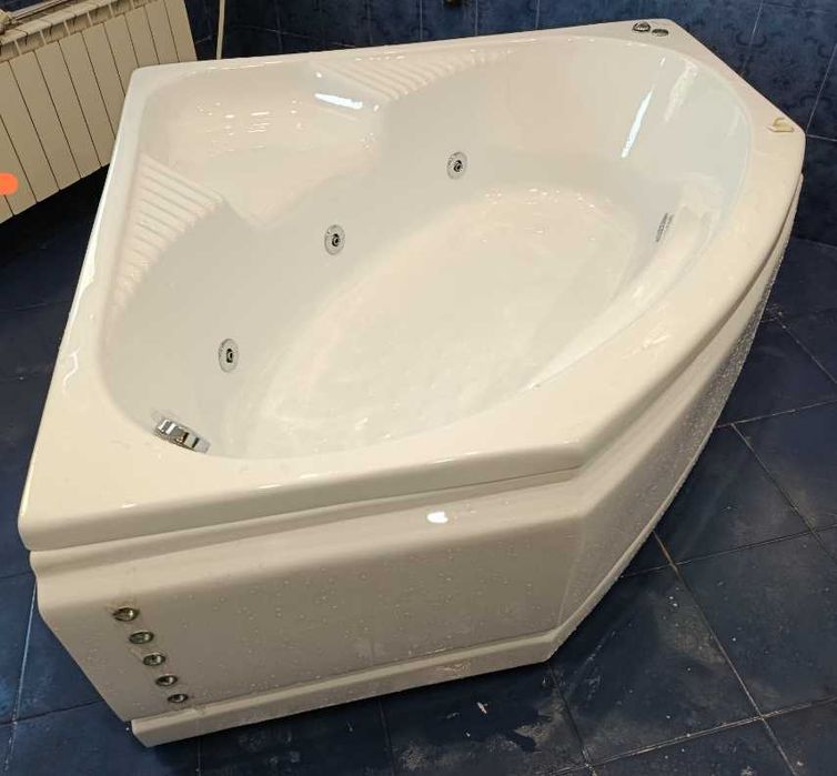 Хидромасажна вана