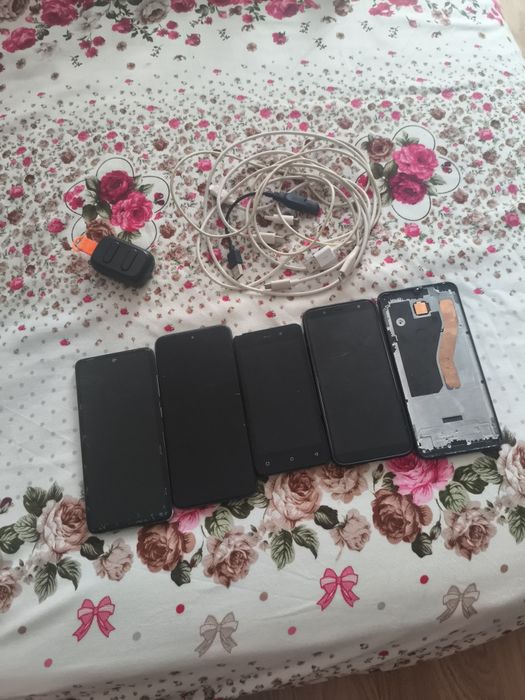 Vand tot ce este in imagini + 2 microphone covers