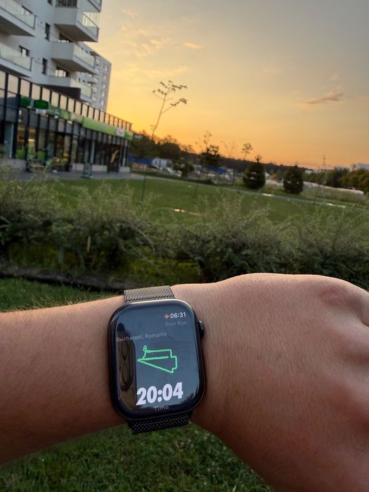 Vând Apple Watch Series 10 46 mm Titanium, GPS + Cellular cu factură și în garanție