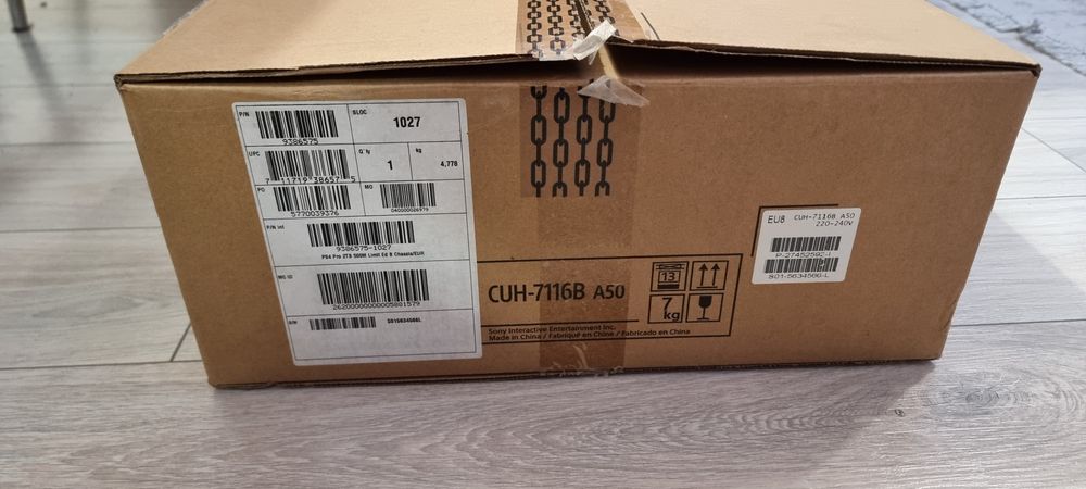 Noua Sigilata Consolă PlayStation 4 Pro 500 Million Edition 2 TB