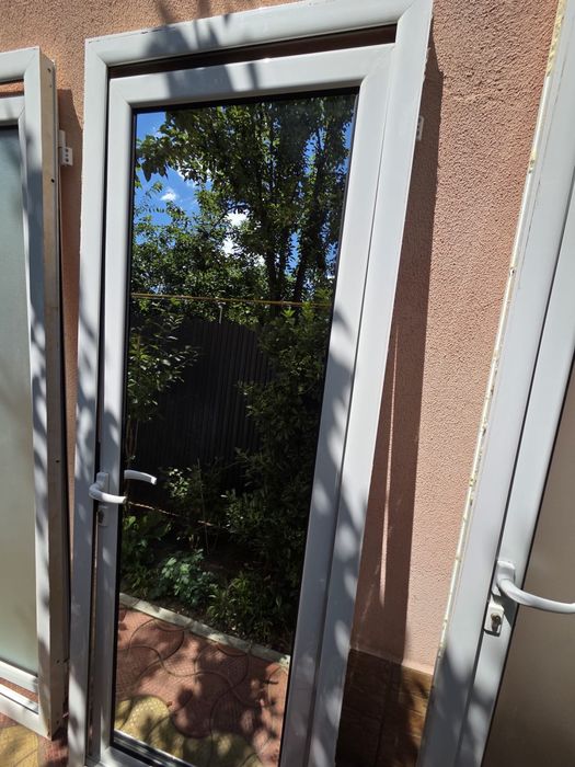 Vând 3 usi termopan cu profil de Aluminiu