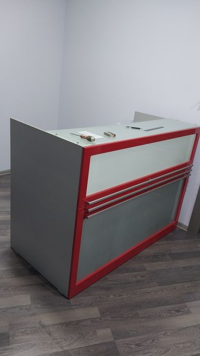 Стойка ресепш б.у.