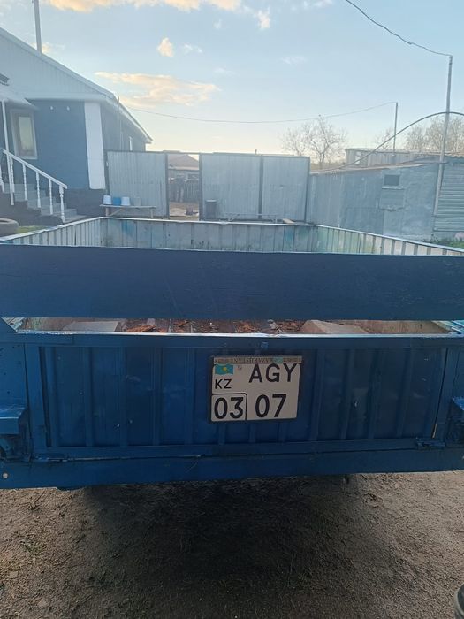 Прицеп автомобильный