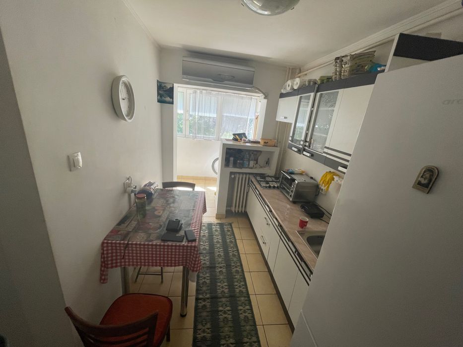 apartament de inchiriat