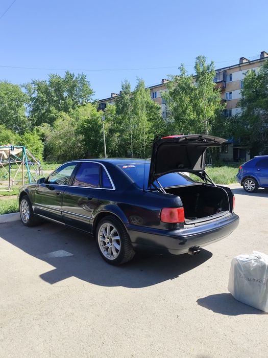 Продам  Ауди а8 д2