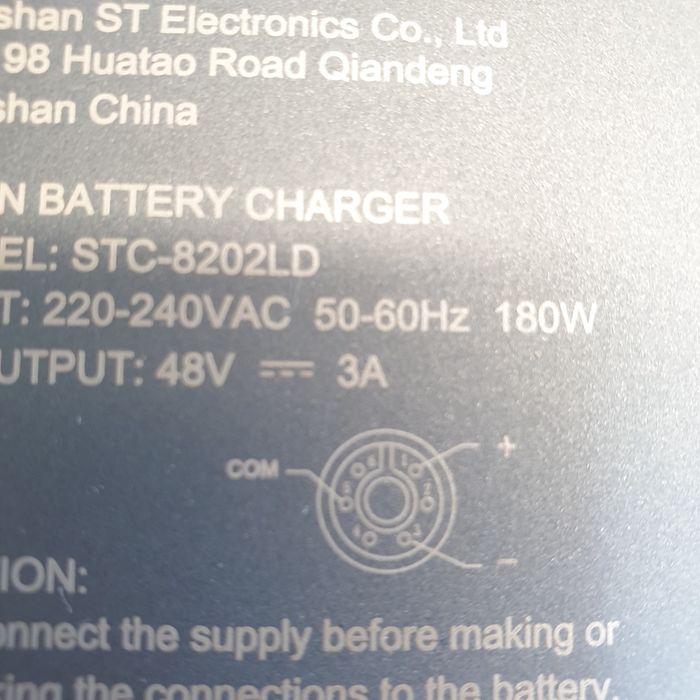 Incarcator bicicleta electrica Bafang AEG 48V mufa 6 pini