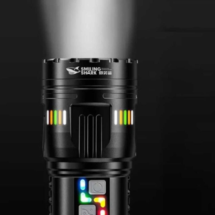 Светодиоден фенер Smiling Shark YM-G600 – мощ, прецизност и мобилност