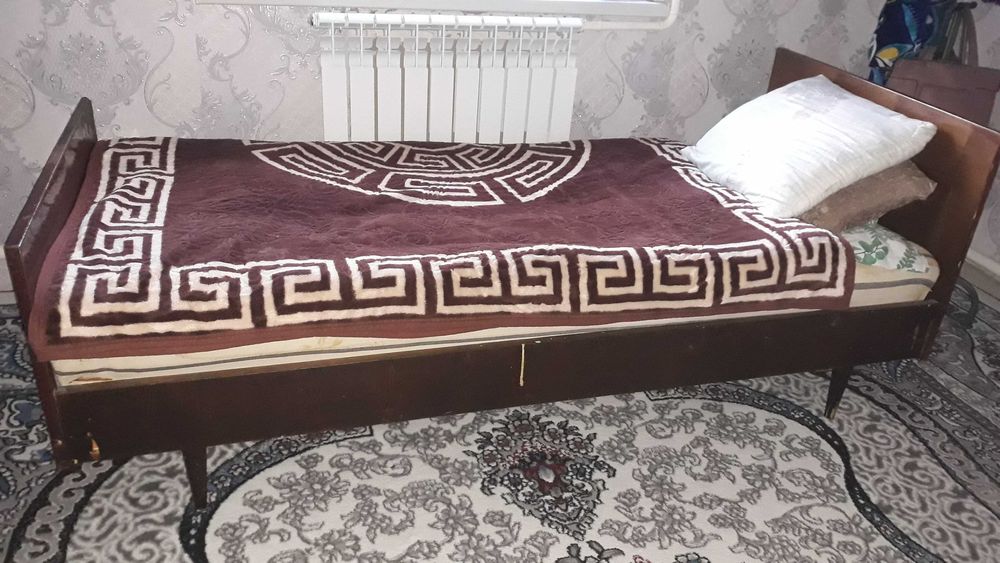 Кроват, охир, диван