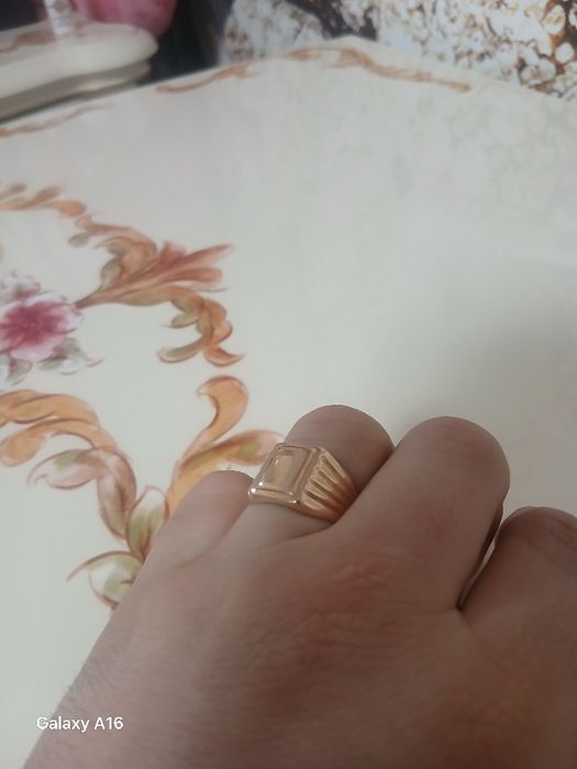 Продам перстень мужской размер 21