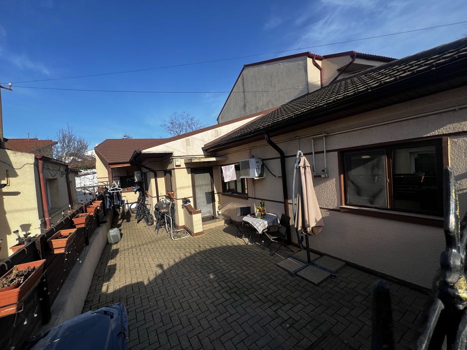 Casa de vanzare Tomis II ( langa Biserica Sf Gheorghe)