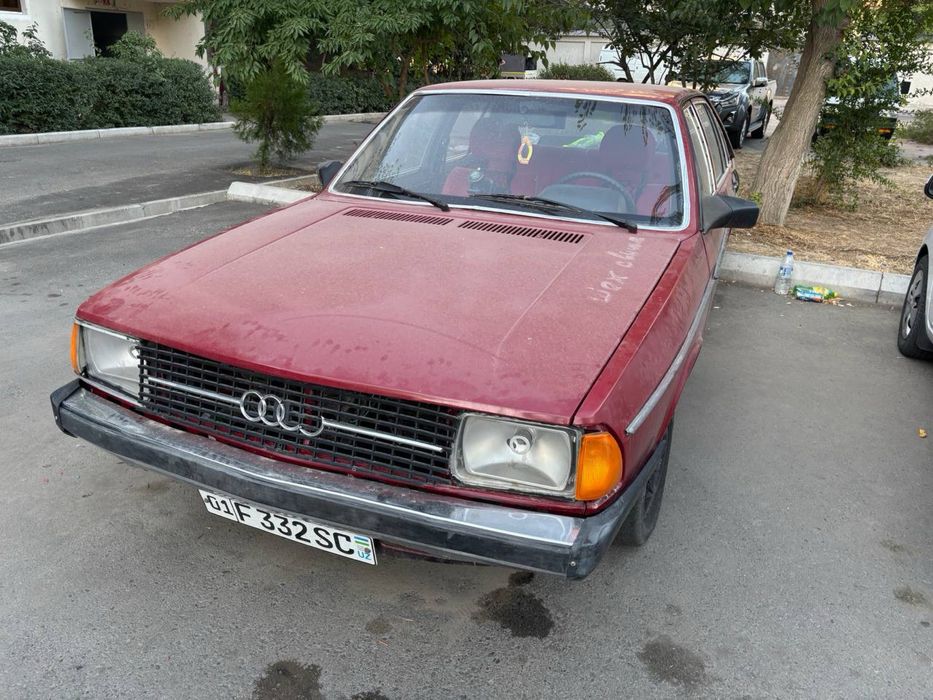 Audi 100 c2 -2.2 литров