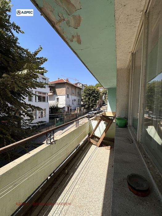Продава се Тристаен апартамент в Плевен, Идеален център - 106 кв.м за 1699 €/кв.м - Снимка #10