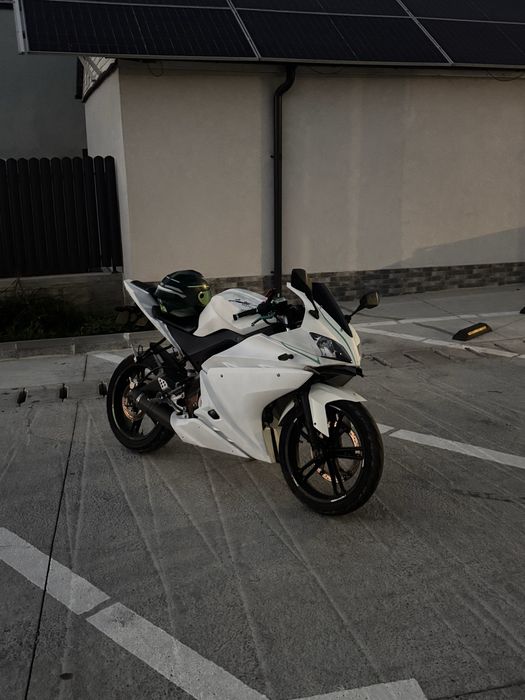 yamaha yzf r125 2009