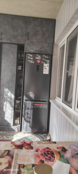 Продаётся телевизор.  Холодильник. В отличном состоянии . 40 диоганал.