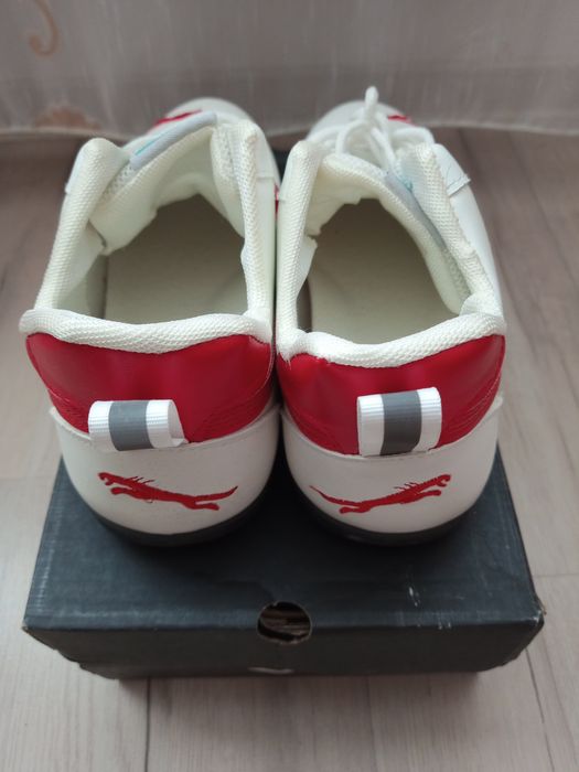 Papuci noi mărimea 40