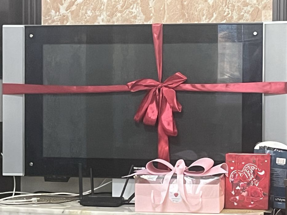 Телевизор 6000 тенге