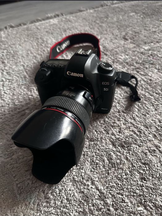 Фотоаппарат canon 5d