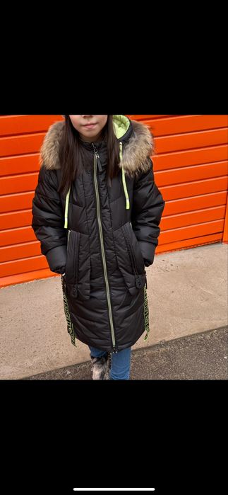 Зимяняя куртка для девочек