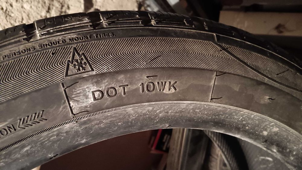 2+1 бр. зимни гуми Nankang Snow SV-2 245/45 R18 96H - гуми за "ПИЛЕНЕ"