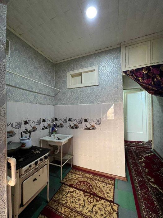 Уй сотилади: Учқудуқ 6-квартал 6-дом 6-кв