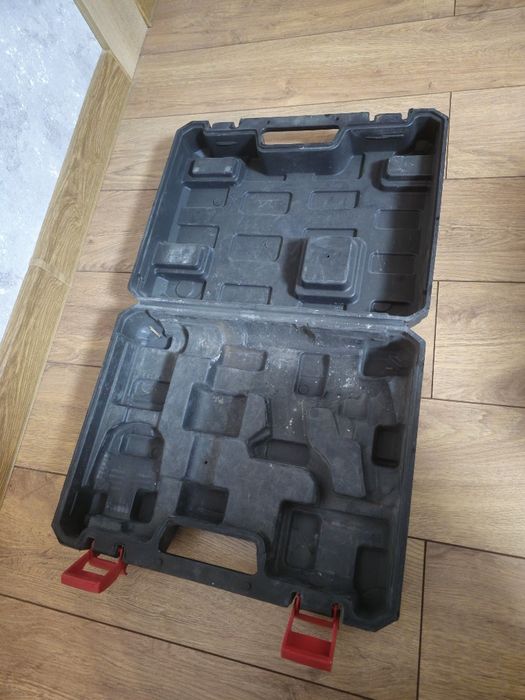 Продам кейсы от шуруповерта и перфоратора Alteco