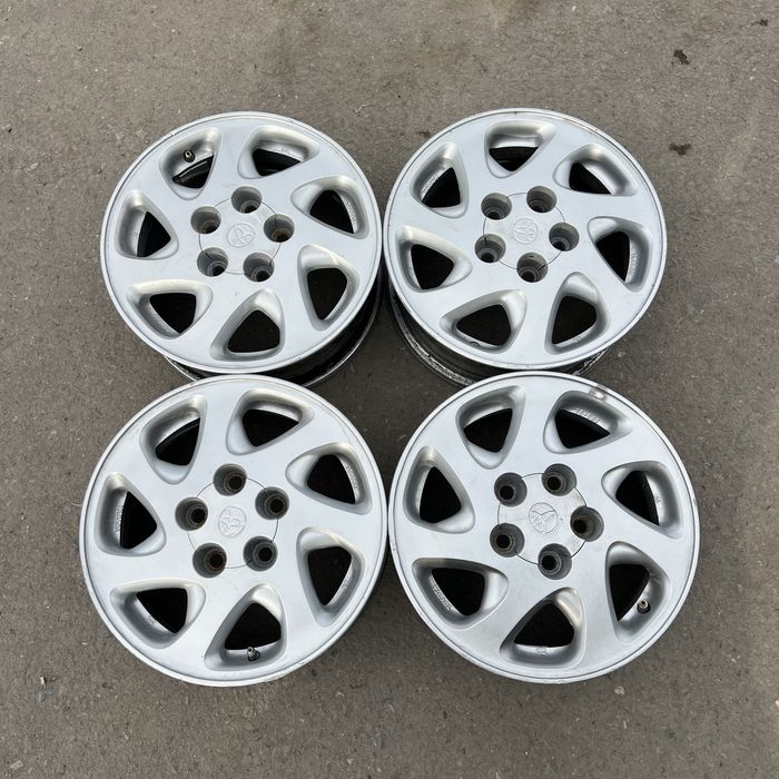 Диски Тойота Камри 20