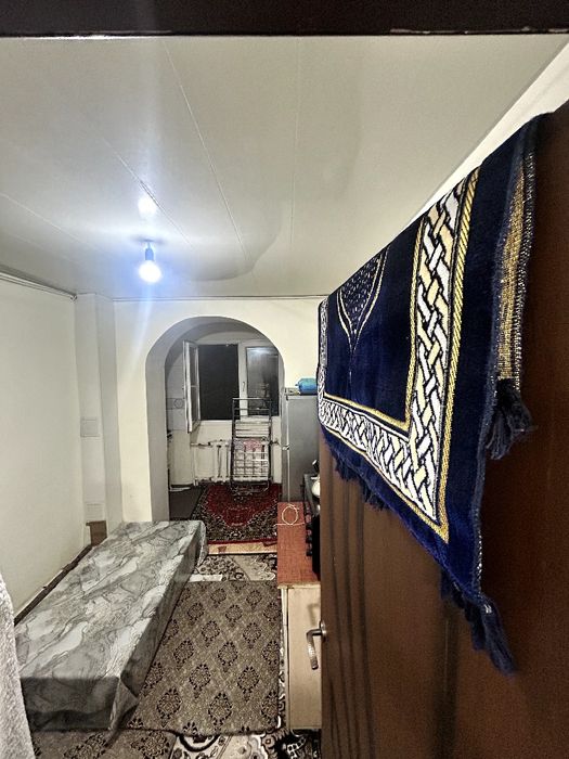 Uy sotiladi 1 xonali kvartira o'zimdiki!